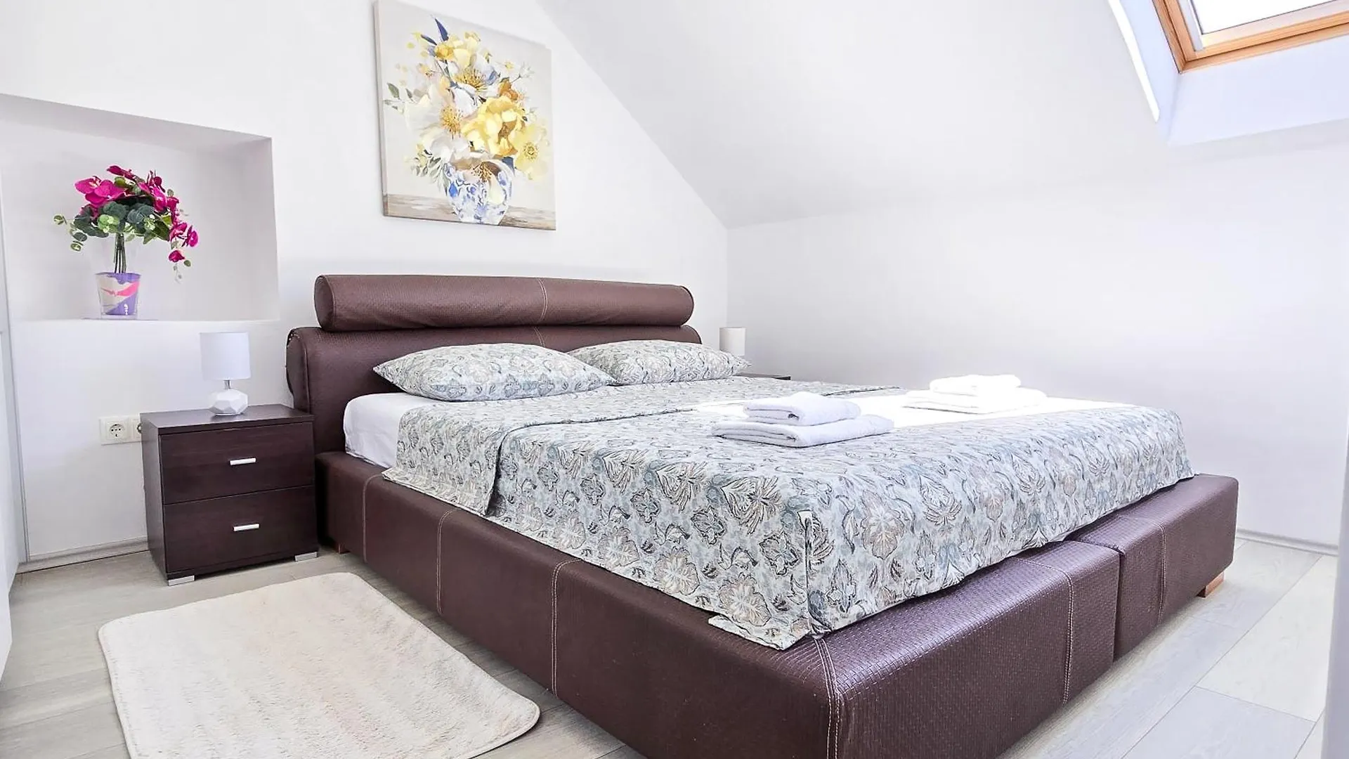 Stone House Varos Apartments Split